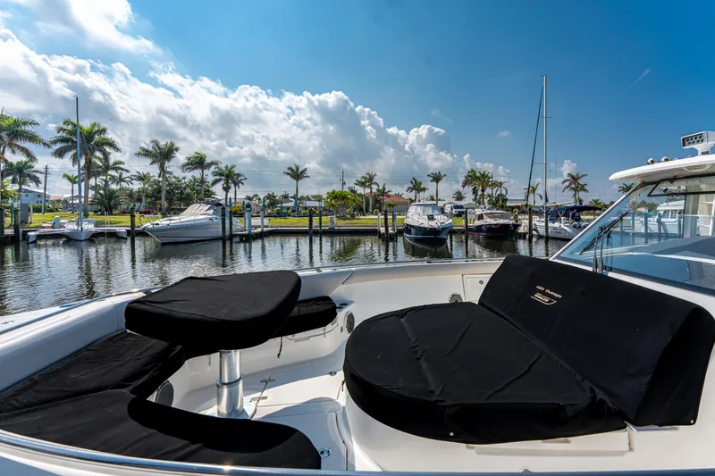 Slide: The Image of Boston Whaler 420 Outrage 2019 - 63