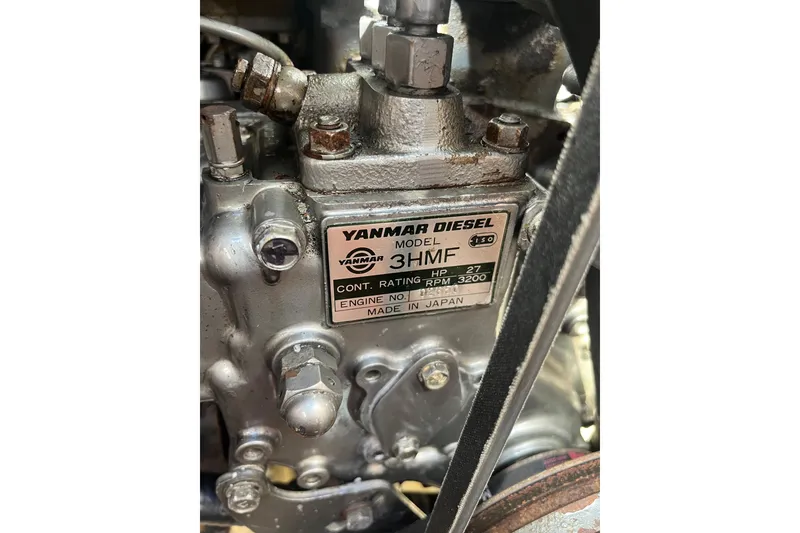 Slide: The Image of Close-up of Yanmar Diesel engine model 3HMF, 27 HP, 3200 RPM, made in Japan. - 33