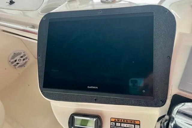Slide: The Image of Garmin navigation display on 2007 Meridian 368 Motoryacht dashboard. - 10