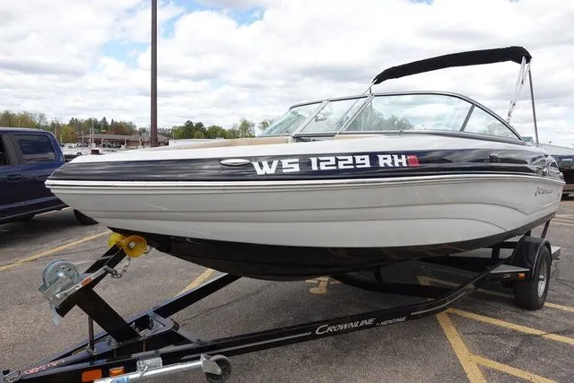 Slide: The Image of Crownline Boats 205 SS 2019 - 3