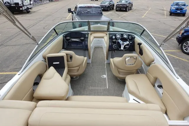 Slide: The Image of Crownline Boats 205 SS 2019 - 9