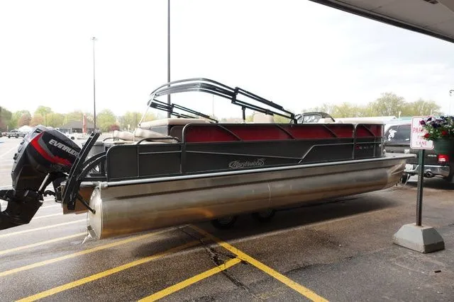Slide: The Image of Misty Harbor Pontoons 2285 RF 2020 - 3