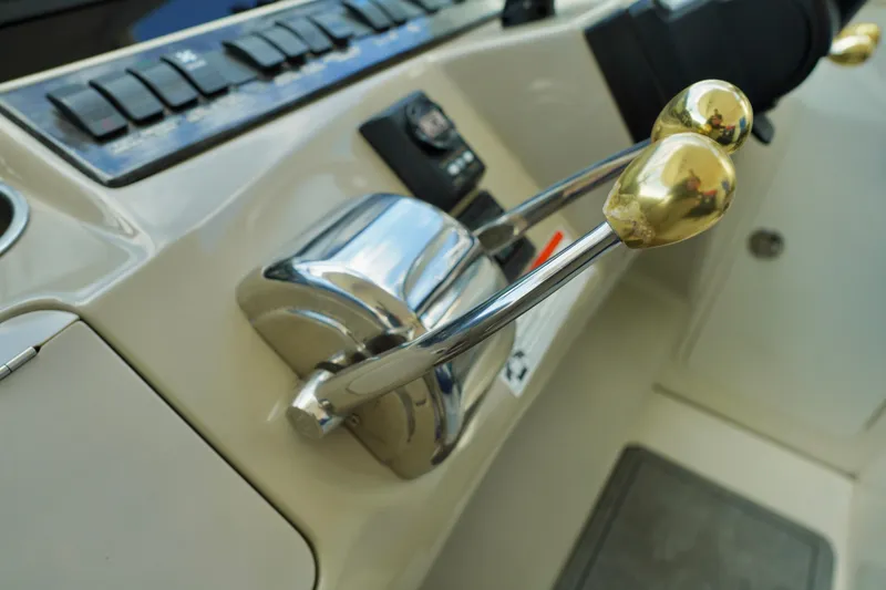 Slide: The Image of Close-up of 2006 Sea Ray 40 Motor Yacht throttle controls. - 16