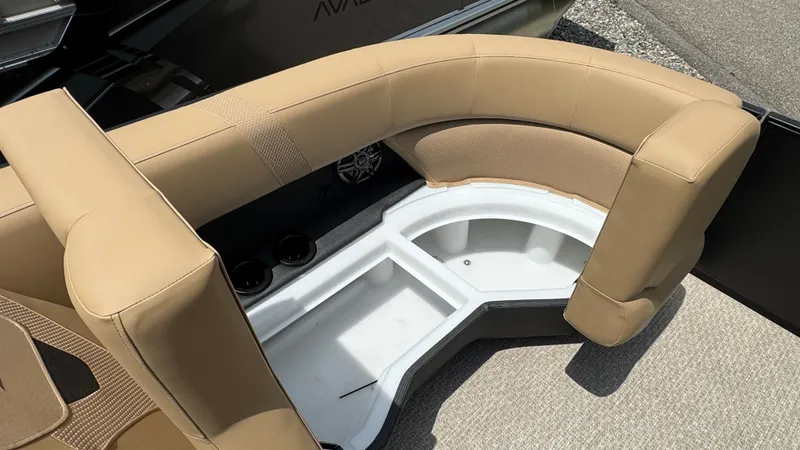 Slide: The Image of Evotti 521CS 2026 boat seat with storage and cup holders. - 19