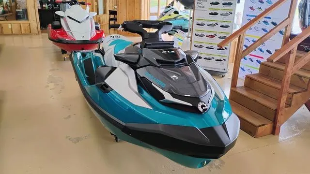 Slide: The Image of Sea-Doo GTX 2025 - 4