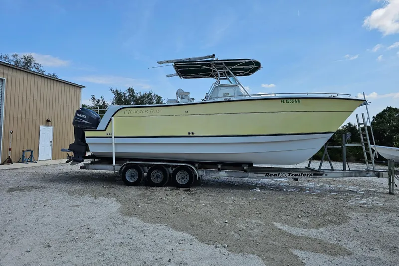 Slide: The Image of 2007 Glacier Bay 3065 Canyon Runner - 1