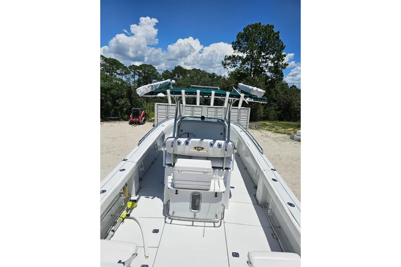 Slide: The Image of 2007 Glacier Bay 3065 Canyon Runner - 10