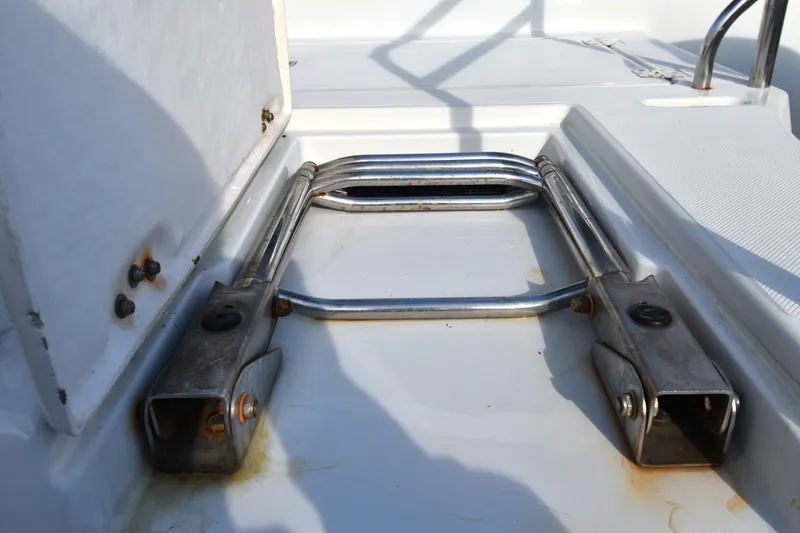 Slide: The Image of Stainless steel ladder on 2007 Glacier Bay 3065 Canyon Runner boat deck. - 29