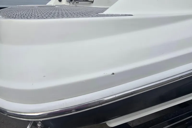 Slide: The Image of 2007 Sea Ray 210 Select boat hull with minor surface imperfections. - 38