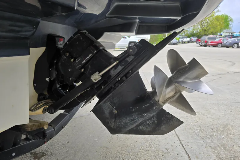 Slide: The Image of Close-up of 2003 Sea Ray 220 Sundeck boat propeller and outdrive. - 20
