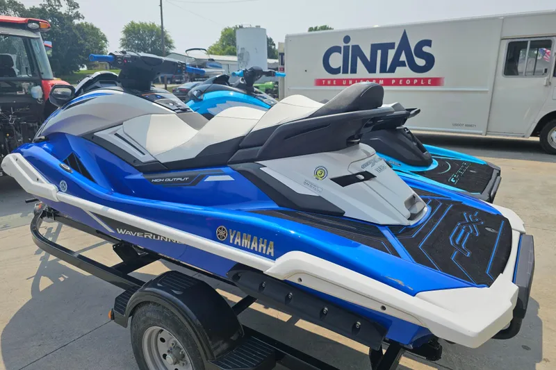 Slide: The Image of Yamaha FX Cruiser HO 2021 - 1