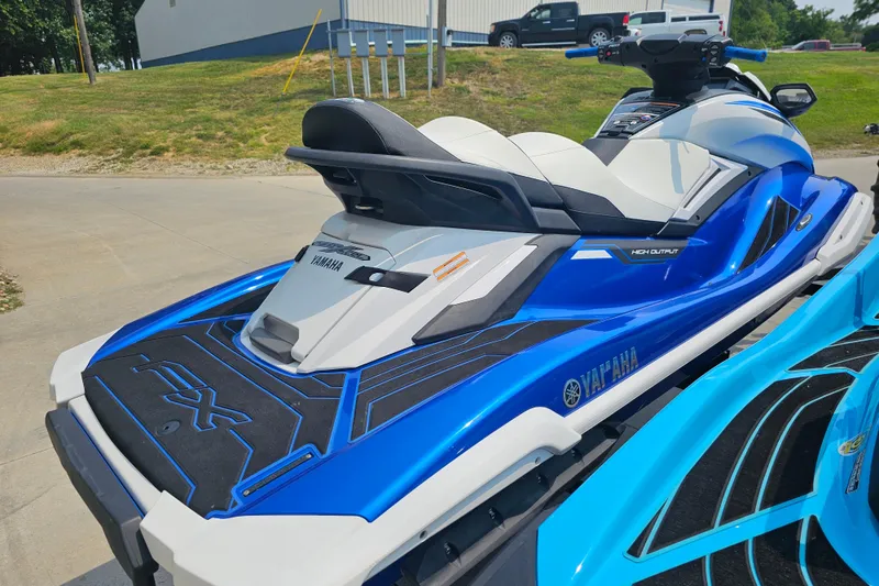 Slide: The Image of Yamaha FX Cruiser HO 2021 - 3
