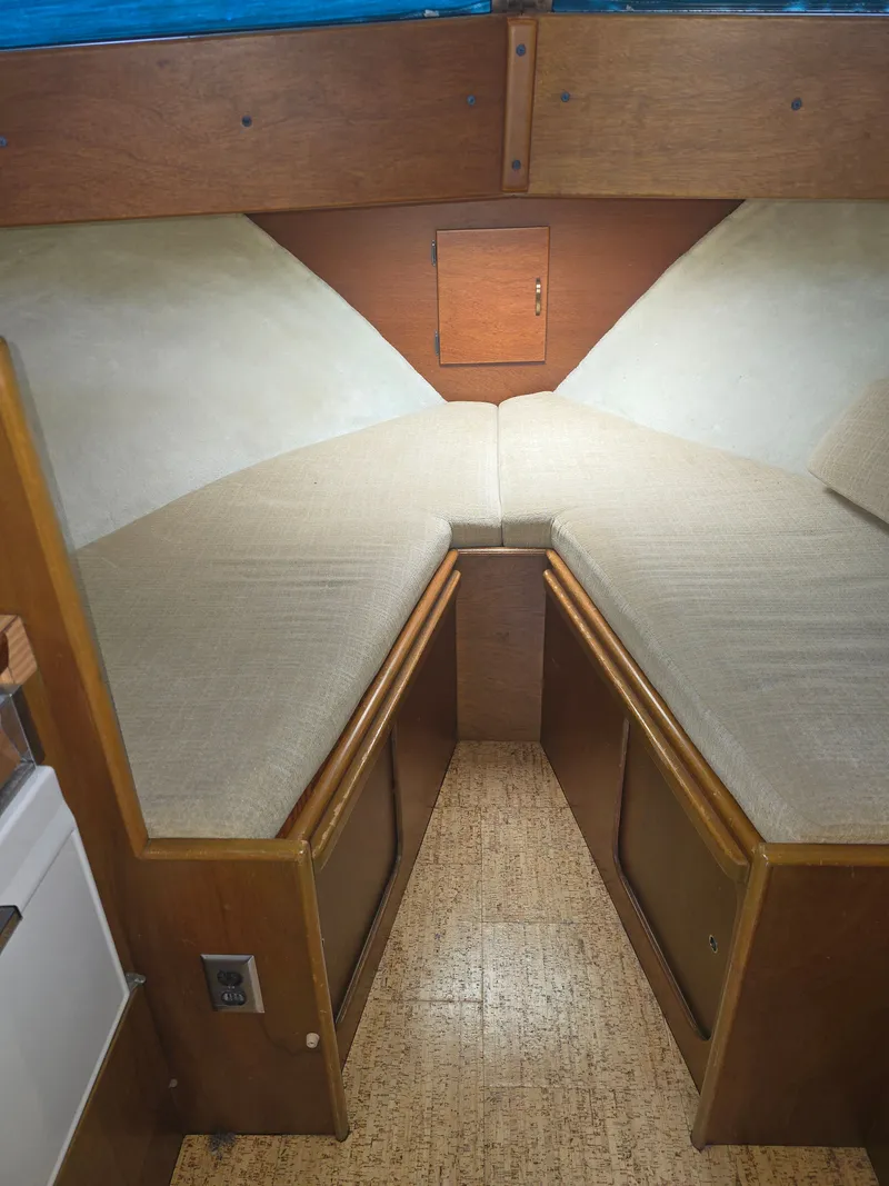 Slide: The Image of Interior of a 1968 Tollycraft Royal Express yacht with V-berth. - 20