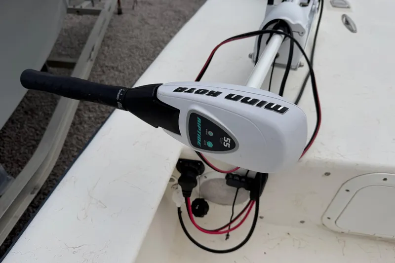 Slide: The Image of Minn Kota trolling motor on 2006 Jones Brothers Bateau 17 boat deck. - 10