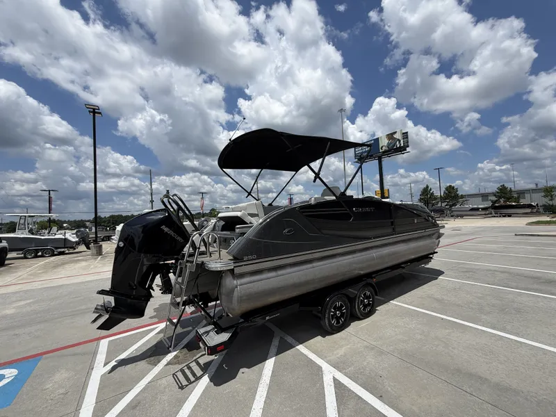 Slide: The Image of Crest Savannah 250 NX 2018 - 8