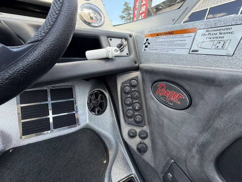 Slide: The Image of Ranger 212 ls 2015 - 22