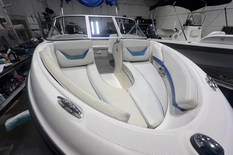 Slide: The Image of Bayliner 185 Bowrider 2006 - 2