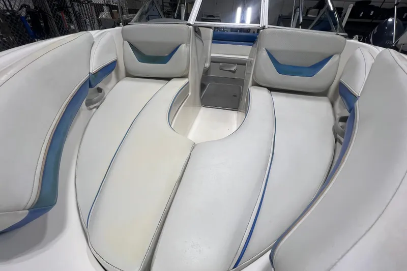 Slide: The Image of Bayliner 185 Bowrider 2006 - 3
