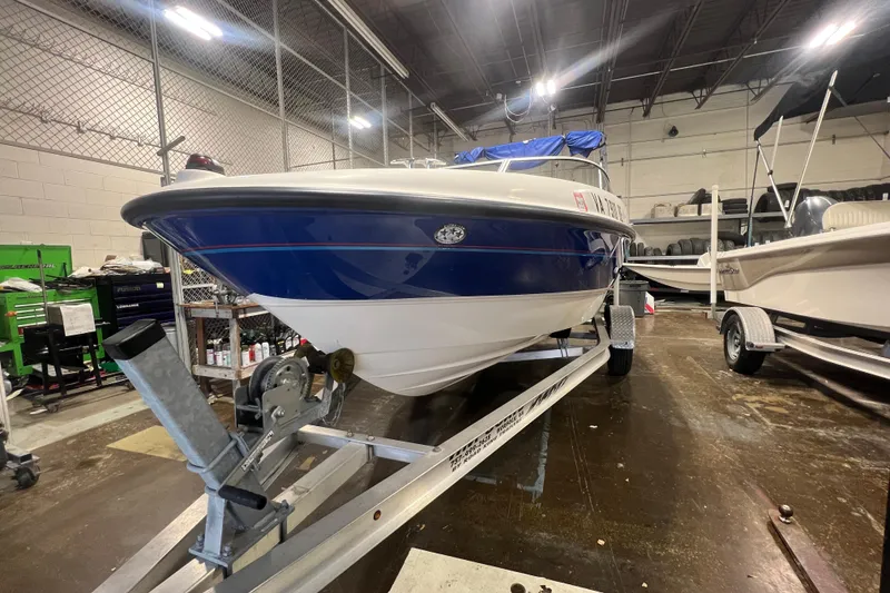 Slide: The Image of Bayliner 185 Bowrider 2006 - 4