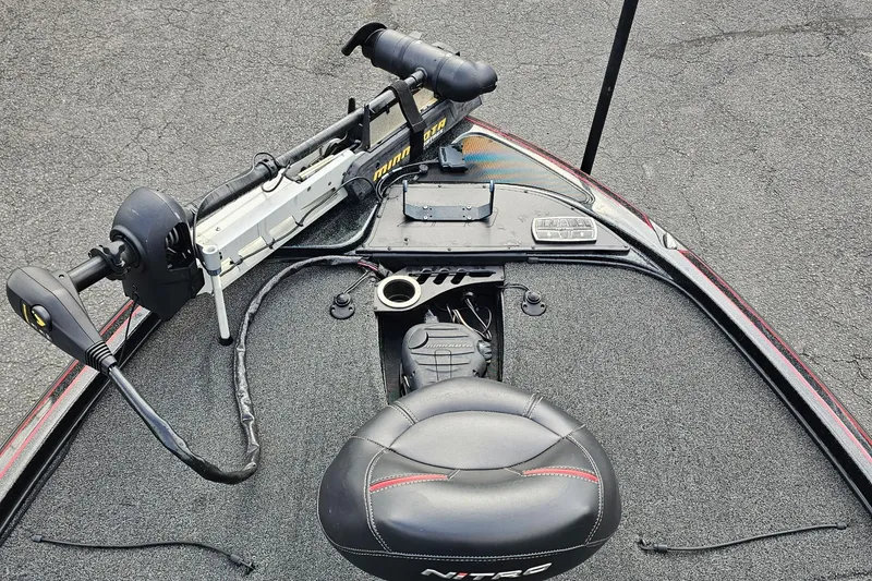 Slide: The Image of Front deck of a 2017 Nitro Z20 Pro fishing boat with trolling motor and seat. - 28