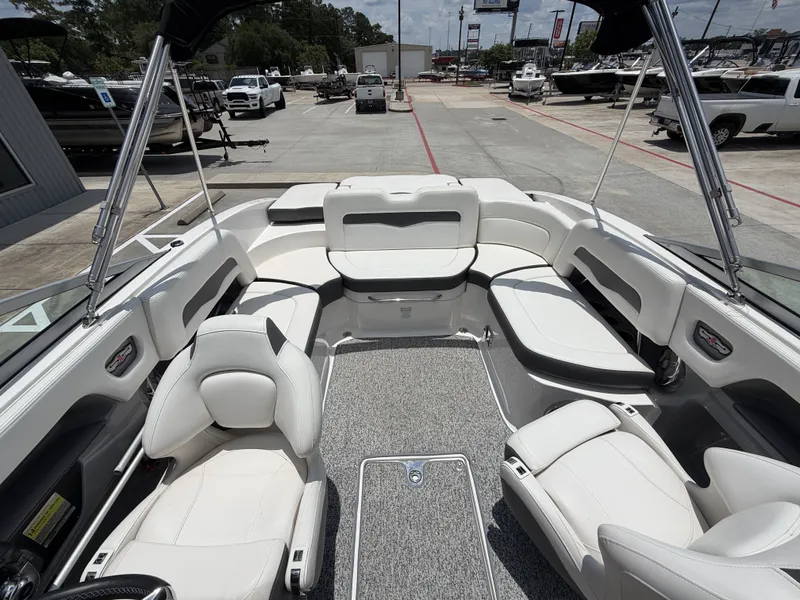 Slide: The Image of Chaparral 246 SSi 2014 - 16