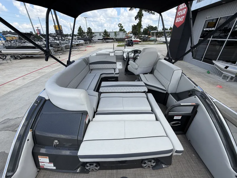 Slide: The Image of Crest Savannah 250 NX 2018 - 40