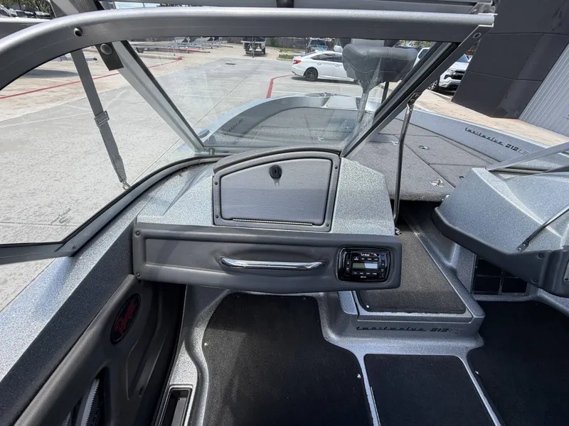 Slide: The Image of Ranger 212 ls 2015 - 18