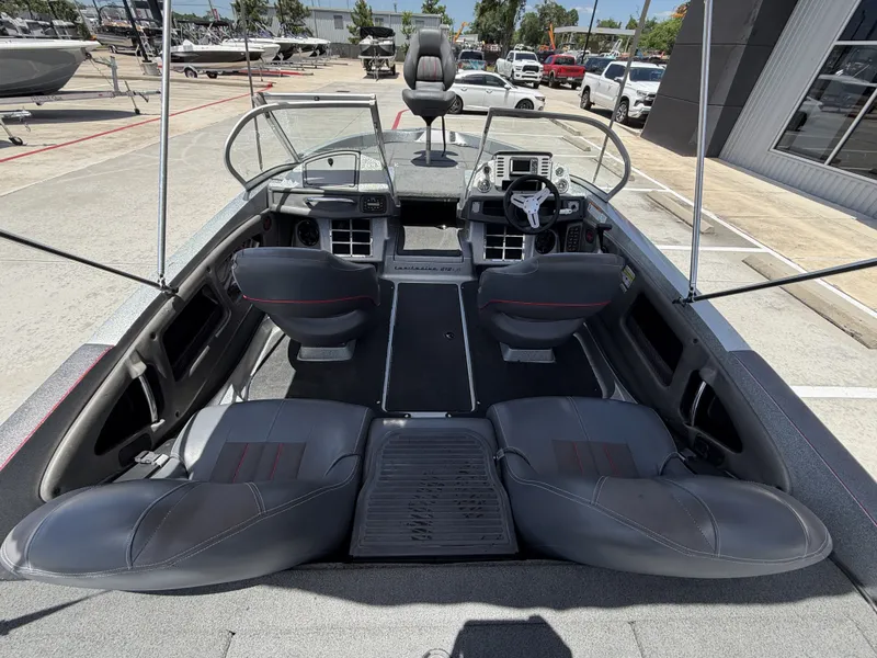 Slide: The Image of Ranger 212 ls 2015 - 15