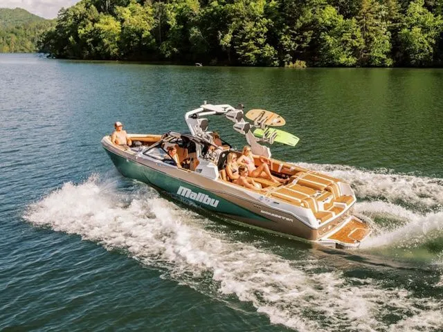 The Image of Malibu Wakesetter 25 LSV 2026 - 1