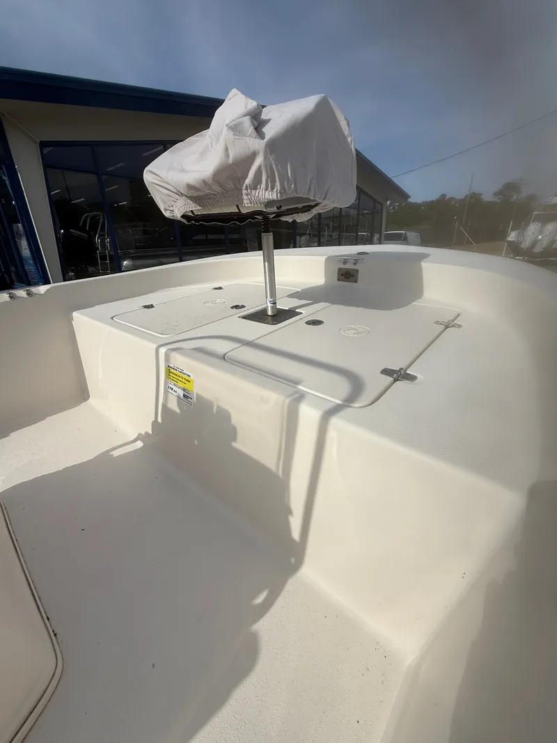 Slide: The Image of 2020 Carolina Skiff 17 JLS boat with covered seat. - 7