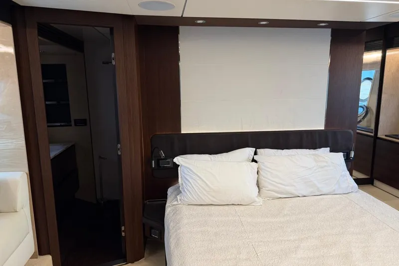 Slide: The Image of Luxurious bedroom interior of 2017 Azimut Fly 72 yacht with modern design and cozy bedding. - 38