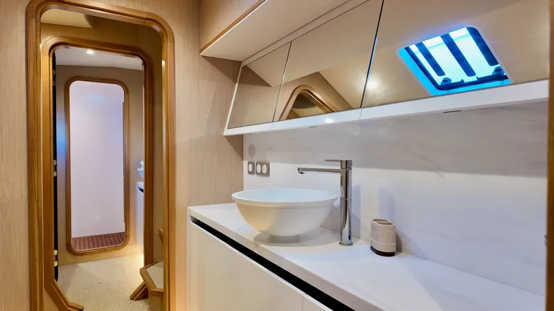 Slide: The Image of Luxurious bathroom in LEEN-TRIMARANS 72, model year 2024. - 23