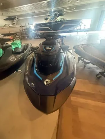 Slide: The Image of Sea-Doo GTX 2026 - 4
