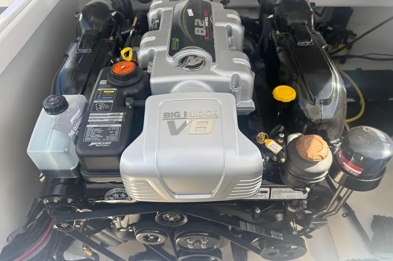 Slide: The Image of 2026 Chaparral SSX 30 engine, featuring a powerful Big Block V8 design. - 31