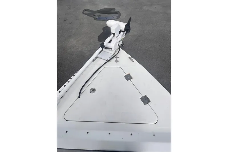 Slide: The Image of Bow of a 2011 Jefferson Marlargo FS35 boat with mounted equipment. - 41
