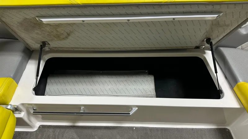 Slide: The Image of MasterCraft X30 2015 - 34