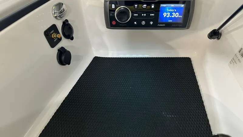 Slide: The Image of MasterCraft X30 2015 - 42