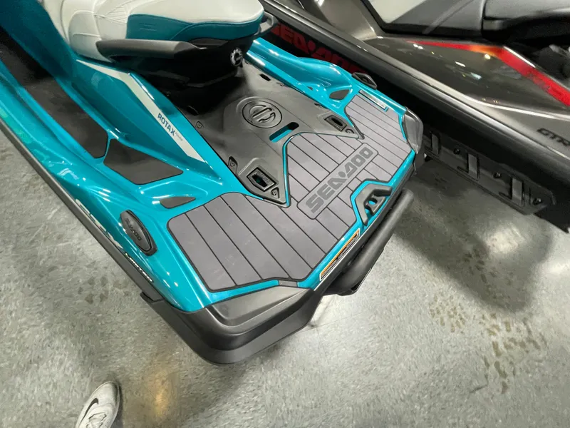 Slide: The Image of Sea-Doo GTX Limited 325 2026 - 3