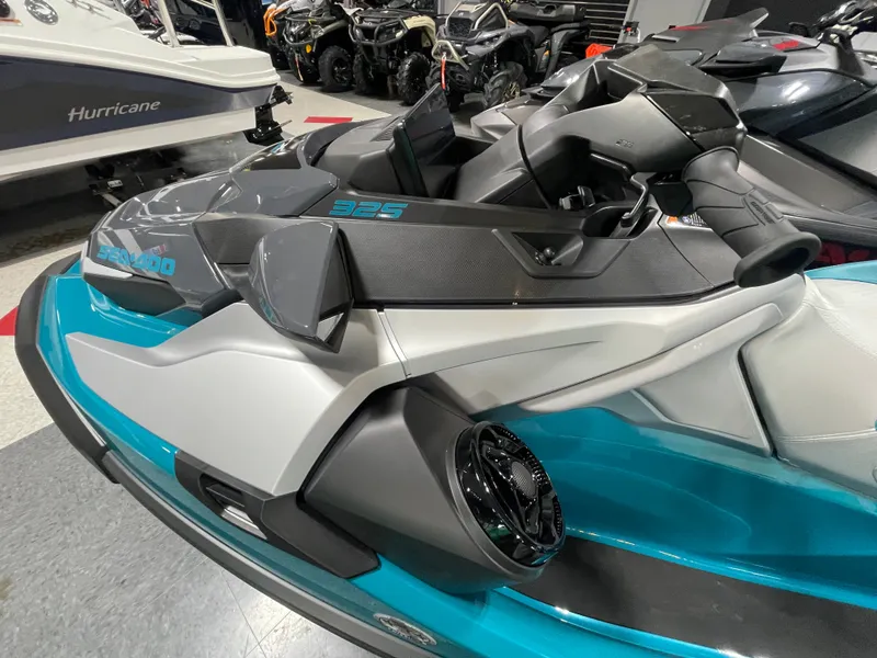 Slide: The Image of Sea-Doo GTX Limited 325 2026 - 7