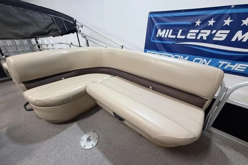 Slide: The Image of Beige seating on 2017 Sun Tracker Party Barge 22 DLX pontoon boat. - 12