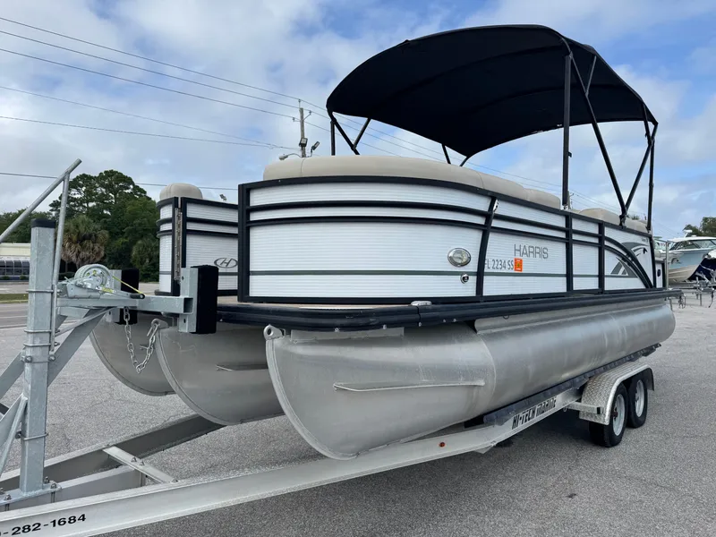 Slide: The Image of Harris Cruiser 230 2020 - 0