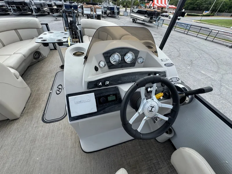 Slide: The Image of Harris Cruiser 230 2020 - 12
