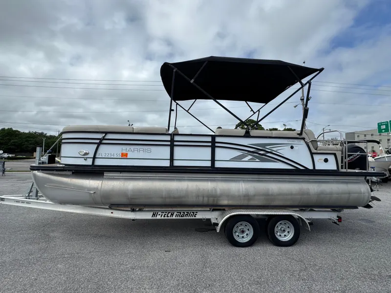 Slide: The Image of Harris Cruiser 230 2020 - 5