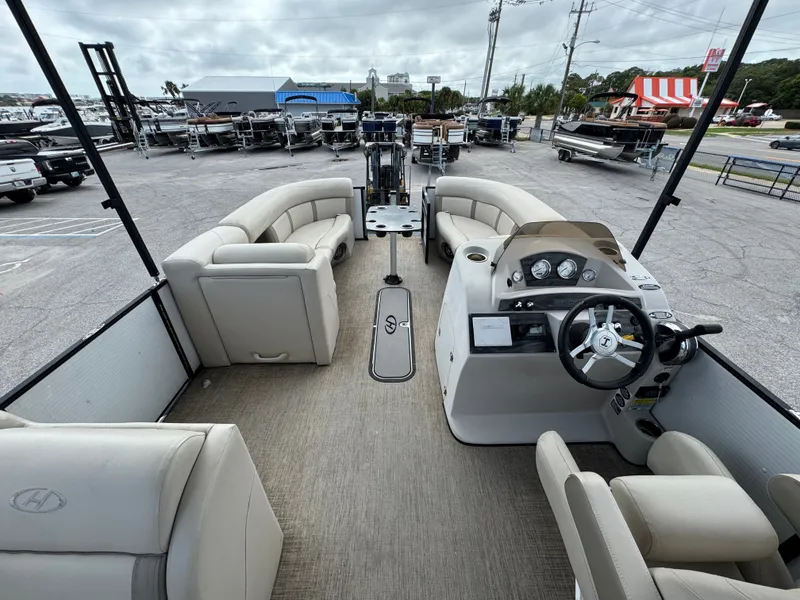 Slide: The Image of Harris Cruiser 230 2020 - 9