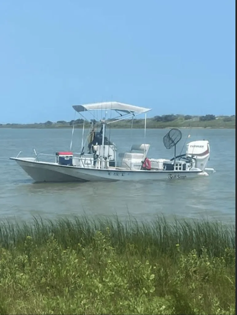 The Image of 1992 Gulf Coast GC20 boat on calm water. - 0