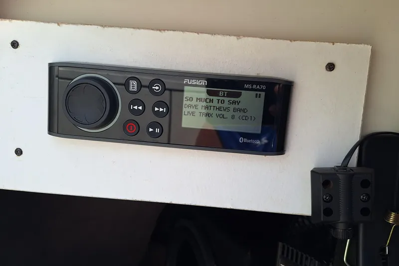 Slide: The Image of Fusion MS-RA70 stereo on 2004 Sea Ray 240 Select, playing Dave Matthews Band. - 20
