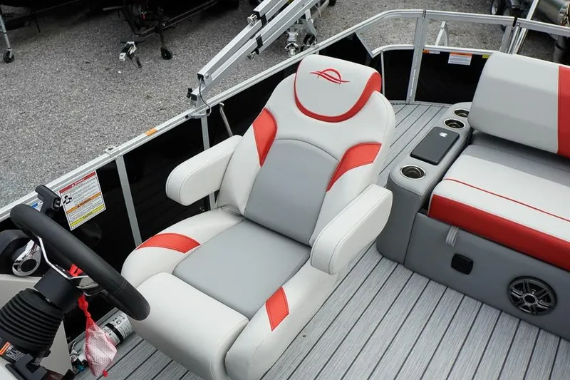 Slide: The Image of Captain's chair and seating area on 2026 SunCatcher Select 322SL pontoon boat. - 17