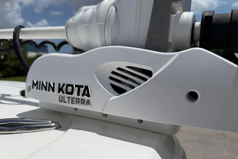 Slide: The Image of Minn Kota Ulterra motor on 2023 Tidewater 198 CC Adventure boat, close-up view. - 18