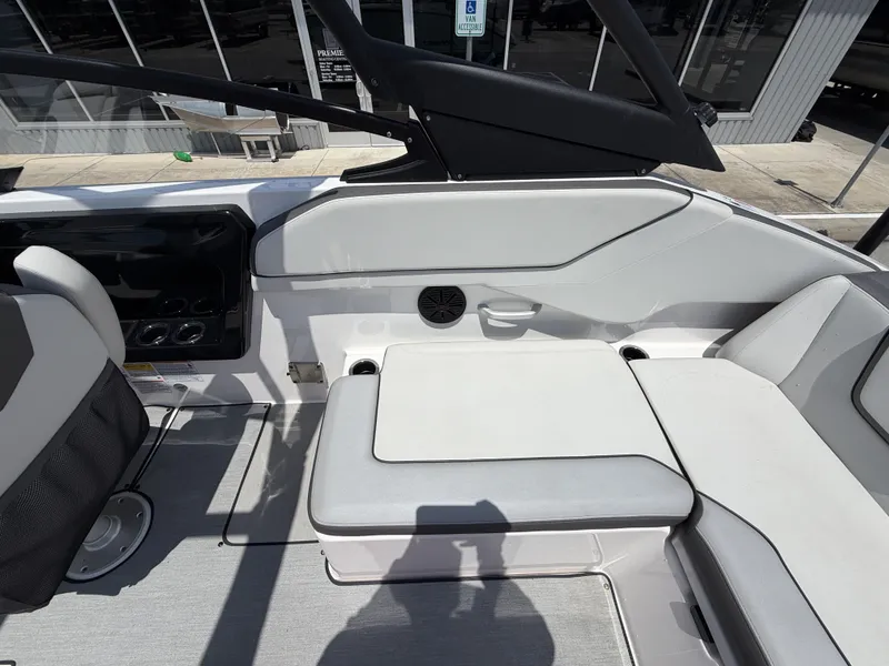 Slide: The Image of Interior of 2024 Yamaha Boats AR250 with seating area. - 14