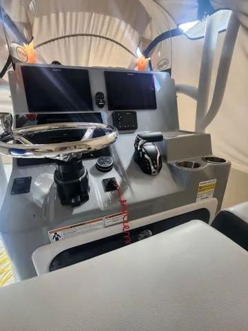 Slide: The Image of Sea Pro 250 Bay 2026 - 9